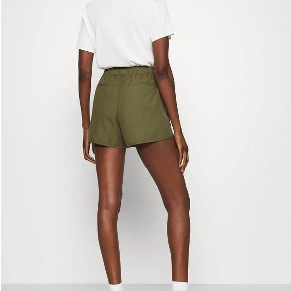 Madewell Olive Green Women's Pull on Shorts - Picture 3 of 12